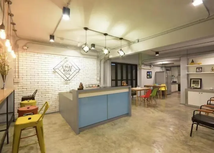 Albergue The Chatbox Silom