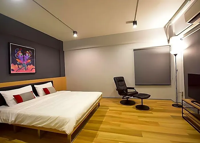 The Chatbox Silom Albergue *