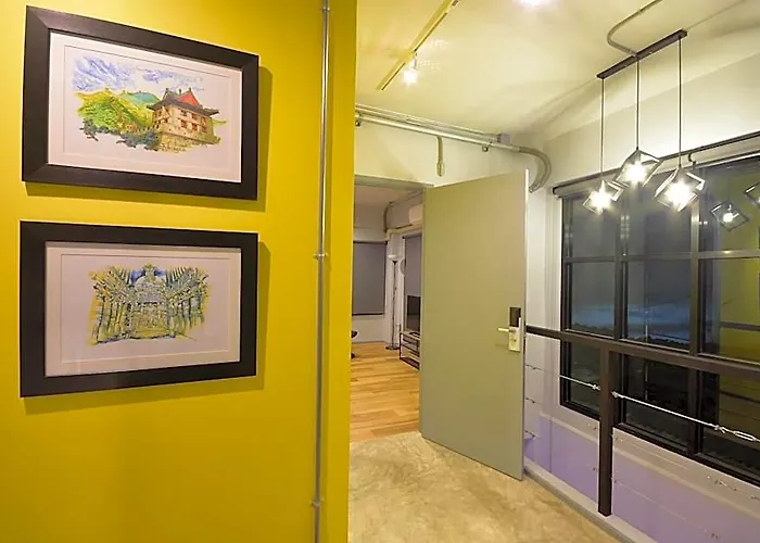 The Chatbox Silom Albergue