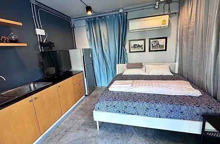 The Chatbox Silom